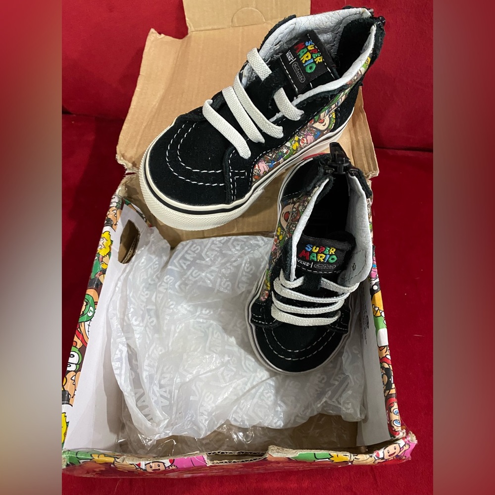 Vans Baby Super Mario Brothers High Top Skate Shoes Size 4.5